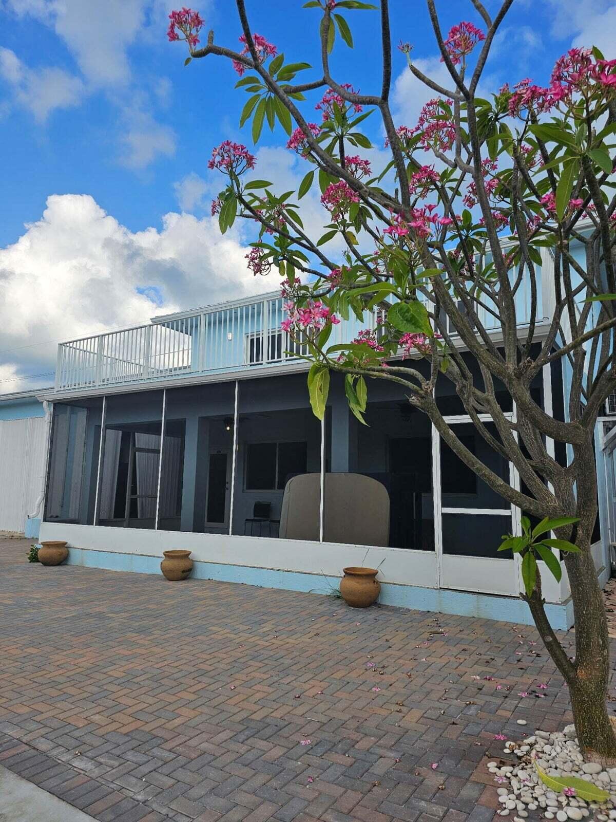Residential Lease in Long Key