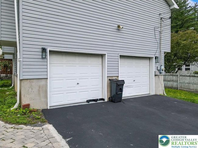 838 Cayuga Way, House other with 4 bedrooms, 3 bathrooms and null parking in Stroudsburg PA | Image 48