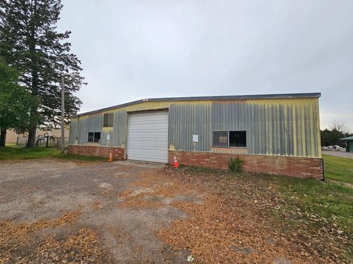 232 Beechwood Ave N, Braham, MN, 55006-3046 | Card Image