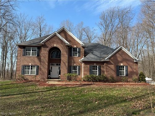 8340 Claus Rd, Amherst, OH, 44001-9622 | Card Image