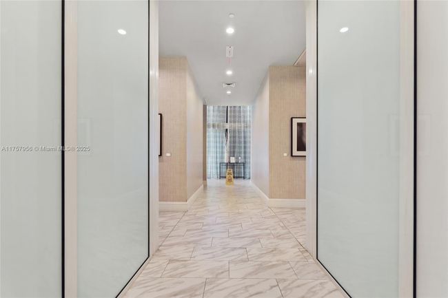 APT-4808 - 50 Biscayne Blvd, Condo with 2 bedrooms, 2 bathrooms and null parking in Miami FL | Image 54