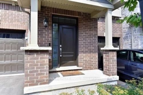 51 Hibiscus Lane, Hamilton, ON, L8K0A4 | Card Image