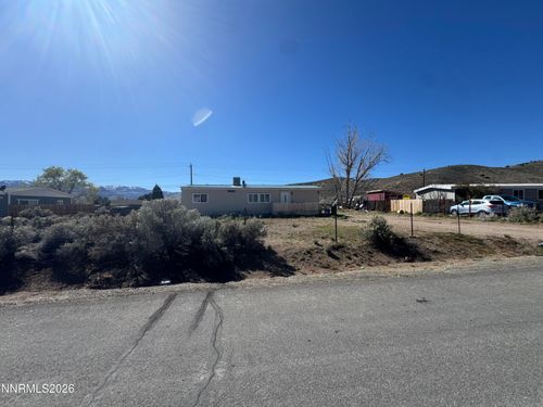 17945 Blackbird Dr, Reno, NV, 89508-6422 | Card Image