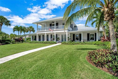 1013 Olde Doubloon Dr, Vero Beach, FL, 32963-2450 | Card Image