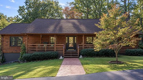4251 Bear Hollow Trl, HAYMARKET, VA, 20169-1708 | Card Image