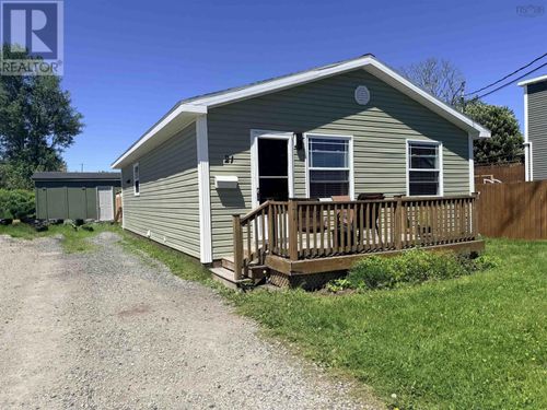 21 Catherine St, Sydney, NS, B1N2W2 | Card Image