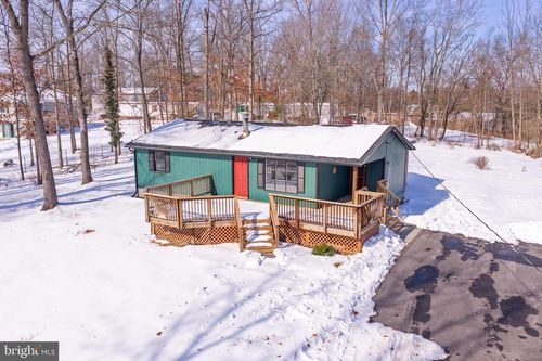 115 Spaulding Way, BUNKER HILL, WV, 25413-2761 | Card Image