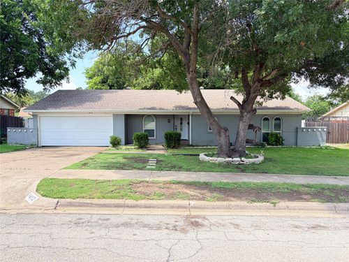 1412 Liinwood Lane, Fort Worth, TX, 76134 | Card Image