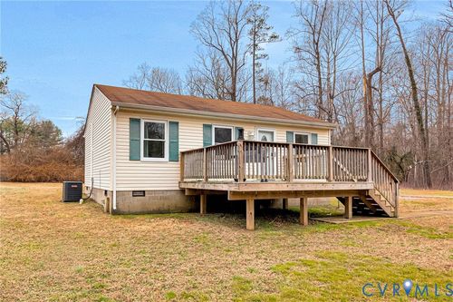 451 Southside Ln, Dunnsville, VA, 22454-2072 | Card Image