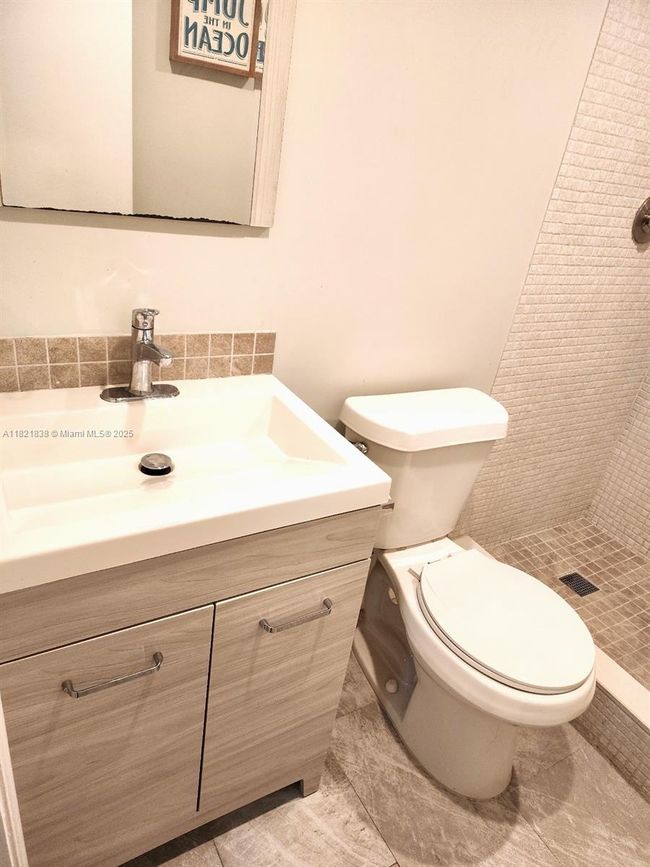 APT-312 - 22615 Sw 66 Th Ave, Condo with 2 bedrooms, 2 bathrooms and null parking in Boca Raton FL | Image 4