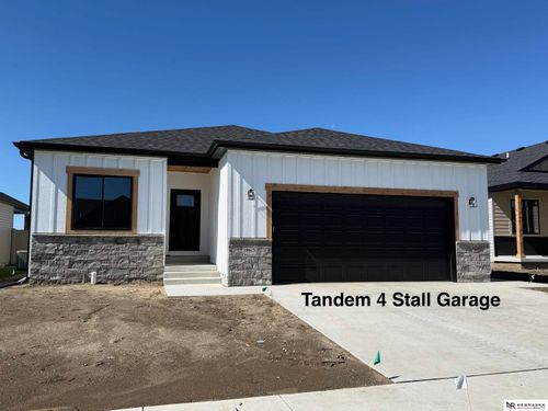 9615 S 87th St, Lincoln, NE, 68526 | Card Image