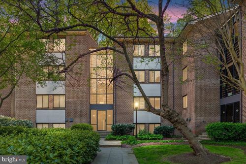 1540-12c-1540 Northgate Sq, RESTON, VA, 20190-3773 | Card Image