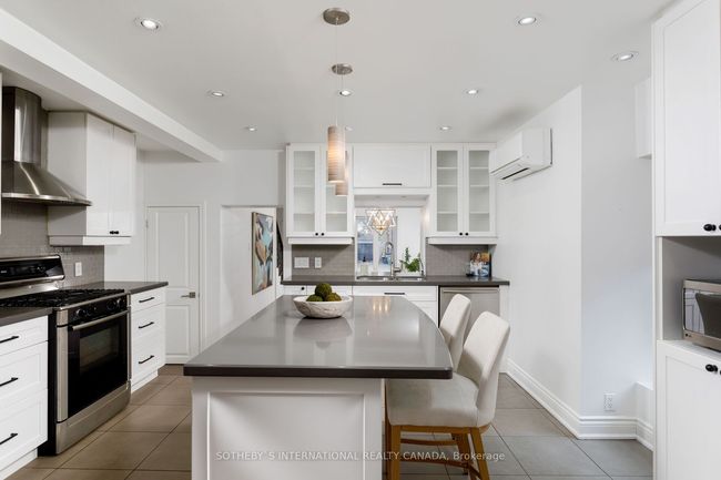 78 Runnymede Rd, House other with 4 bedrooms, 3 bathrooms and 2 parking in Toronto ON | Image 16