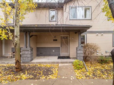 3 - 113 Silkstone Rd W, Home with 2 bedrooms, 2 bathrooms and 2 parking in Lethbridge AB | Image 2