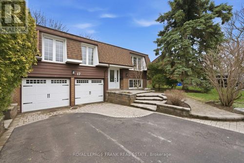 17 Nordic Court, Whitby (Lynde Creek), ON, L1N5N2 | Card Image