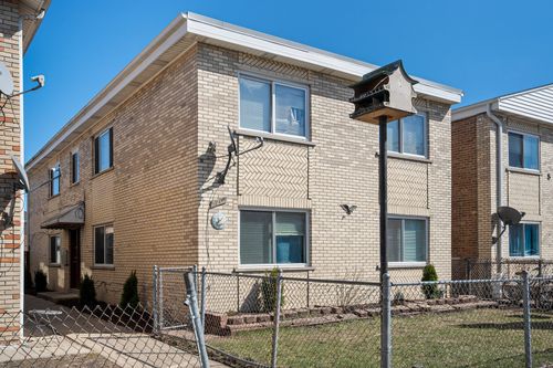 5211 S 73rd Ct, Summit, IL, 60501-1051 | Card Image