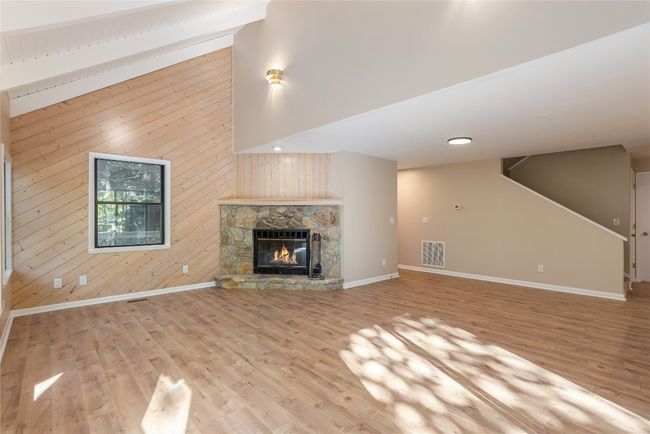 19 Indian Falls Way, House other with 3 bedrooms, 3 bathrooms and null parking in Lake Toxaway NC | Image 14