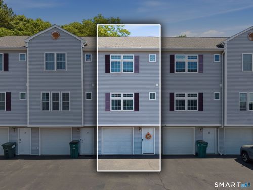 35-35 Harbor View Ln, Norwich, CT, 06360-5068 | Card Image