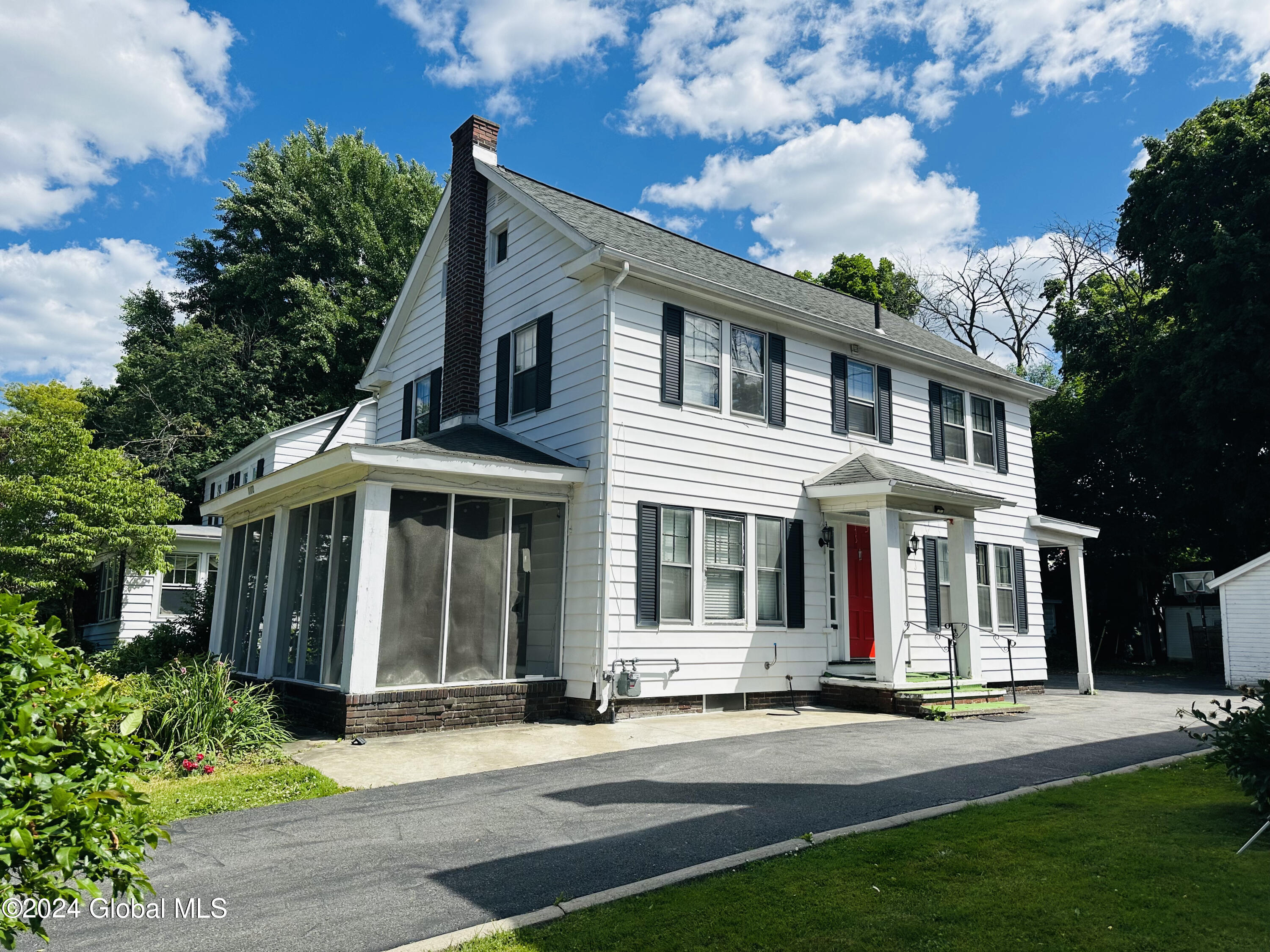 Oxford Pl, Schenectady, NY 12308
