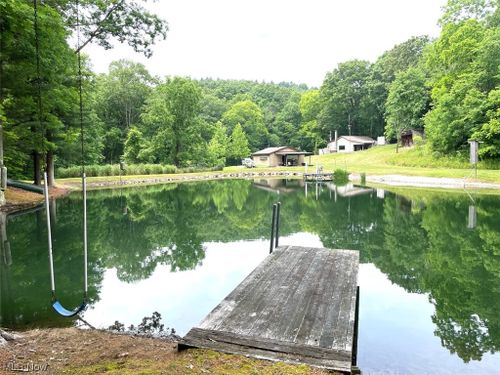 9005 Overture Road Ne, Mechanicstown, OH, 44651 | Card Image