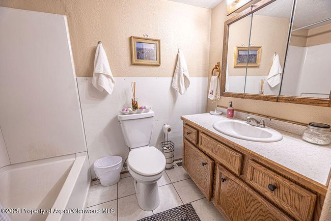 298 Middle St, House other with 5 bedrooms, 3 bathrooms and null parking in Rangely CO | Image 21