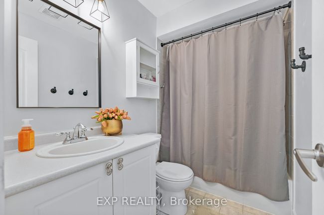 91 Mainprize Cres, House other with 4 bedrooms, 3 bathrooms and 4 parking in Mount Albert ON | Image 20
