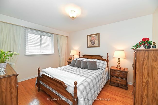 11 Pegasus Trail, House other with 3 bedrooms, 2 bathrooms and 1 parking in Scarborough ON | Image 17
