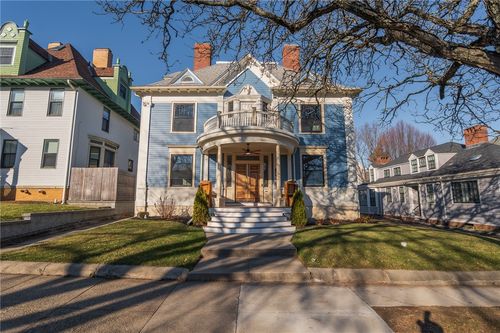 400 Angell St, Providence, RI, 02906-4013 | Card Image