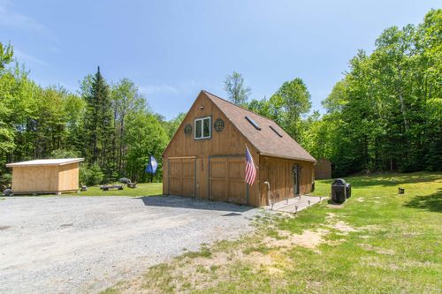 357 Paul Bunyan Rd, Island Pond, VT, 05846-9566 | Card Image