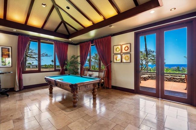 Clubhouse Game Room | Image 44