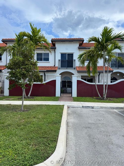 3536-3536 Nw 29th Place, Lauderdale Lakes, FL, 33311 | Card Image