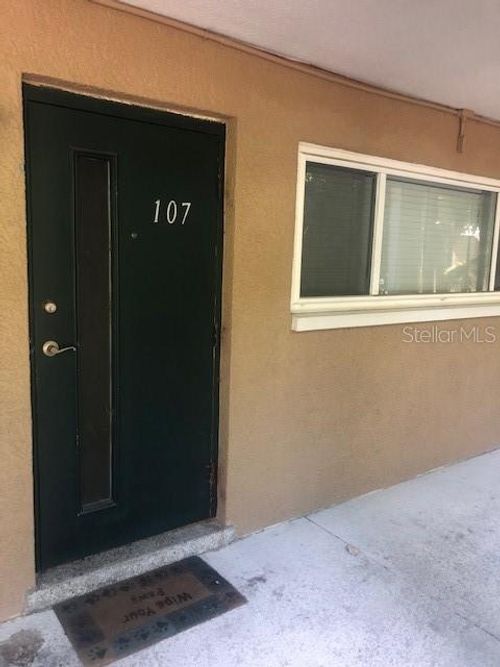 unit-107-212 S Church Ave, TAMPA, FL, 33609-3962 | Card Image