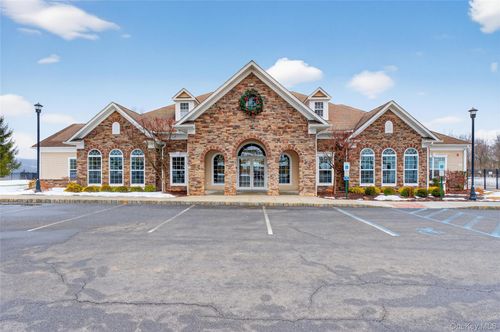 4 Frost Ct, Carmel, NY, 10512-7235 | Card Image