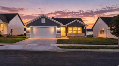 724 W 500 N, Smithfield, UT, 84335-4770 | Card Image