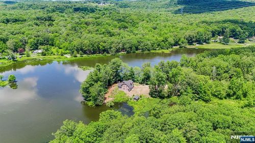 140 Koehler Rd, Boonton Township, NJ, 07005-2419 | Card Image