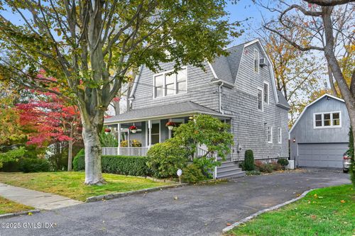 11 Shorelands Pl, Old Greenwich, CT, 06870-1915 | Card Image