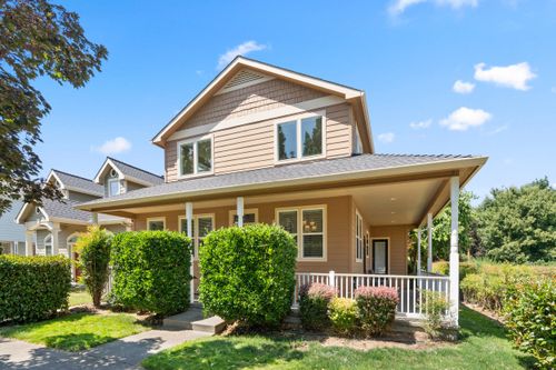 626 Griffin Oaks Drive, Central Point, OR, 97502 | Card Image