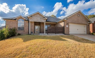 3704 Sw Osprey Drive, House other with 4 bedrooms, 2 bathrooms and null parking in Bentonville AR | Image 1