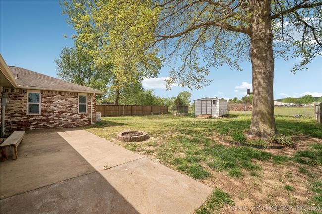 2922 S Main St, House other with 3 bedrooms, 2 bathrooms and null parking in Sapulpa OK | Image 24