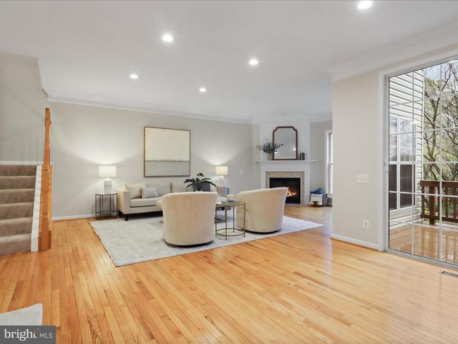 9332 Branch Side Ln, Townhouse with 4 bedrooms, 4 bathrooms and null parking in FAIRFAX VA | Image 14