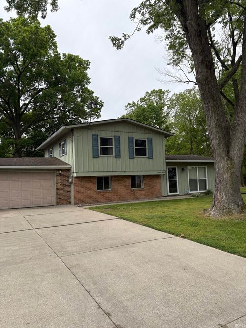 1615 Cedar St, Elkhart, IN, 46514-1857 | Card Image