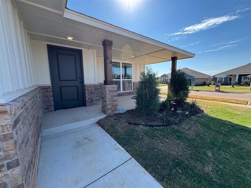 10730 Painted Desert Dr, Edmond, OK, 73034 | Card Image