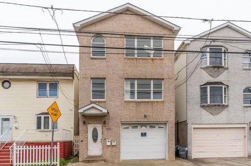 1-325 Claremont Ave, Jersey City, NJ, 07305-1658 | Card Image