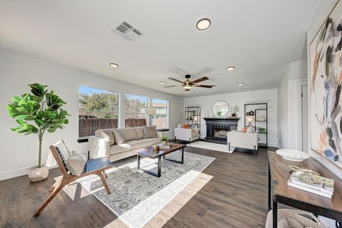 801 Black Isle Dr, Pflugerville, TX, 78660-1705 | Card Image