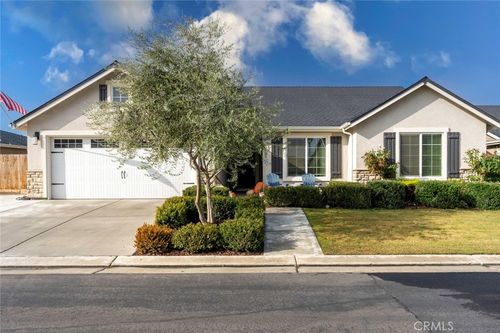 1765 Clearwater St, Tulare, CA, 93274-7475 | Card Image