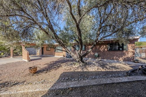 7811 E Clarence Pl, Tucson, AZ, 85715-4509 | Card Image