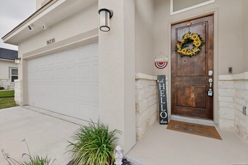 15230 Comanche Mist, San Antonio, TX, 78233-4130 | Card Image
