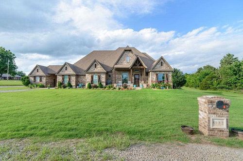 5722 E 122nd St, Perkins, OK, 74059-3967 | Card Image
