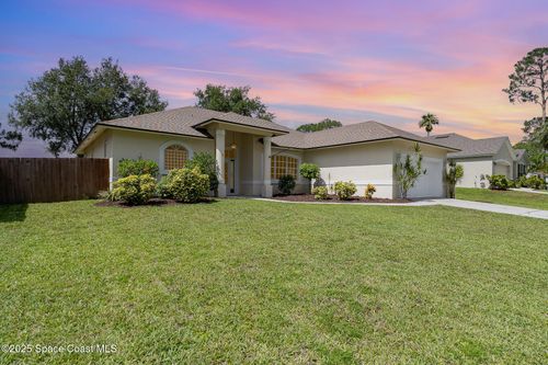 130 Cameron St Se, PALM BAY, FL, 32909-4335 | Card Image