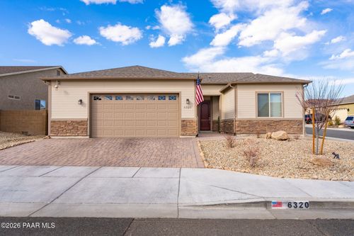 6320 E Walden Way, Prescott Valley, AZ, 86314-4530 | Card Image
